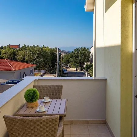 17589b Lägenhet Kraljevica